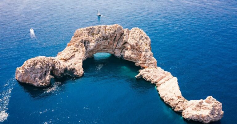 THRILL SEEKING IBIZA ACTIVITIES TO TRY THIS SEASON